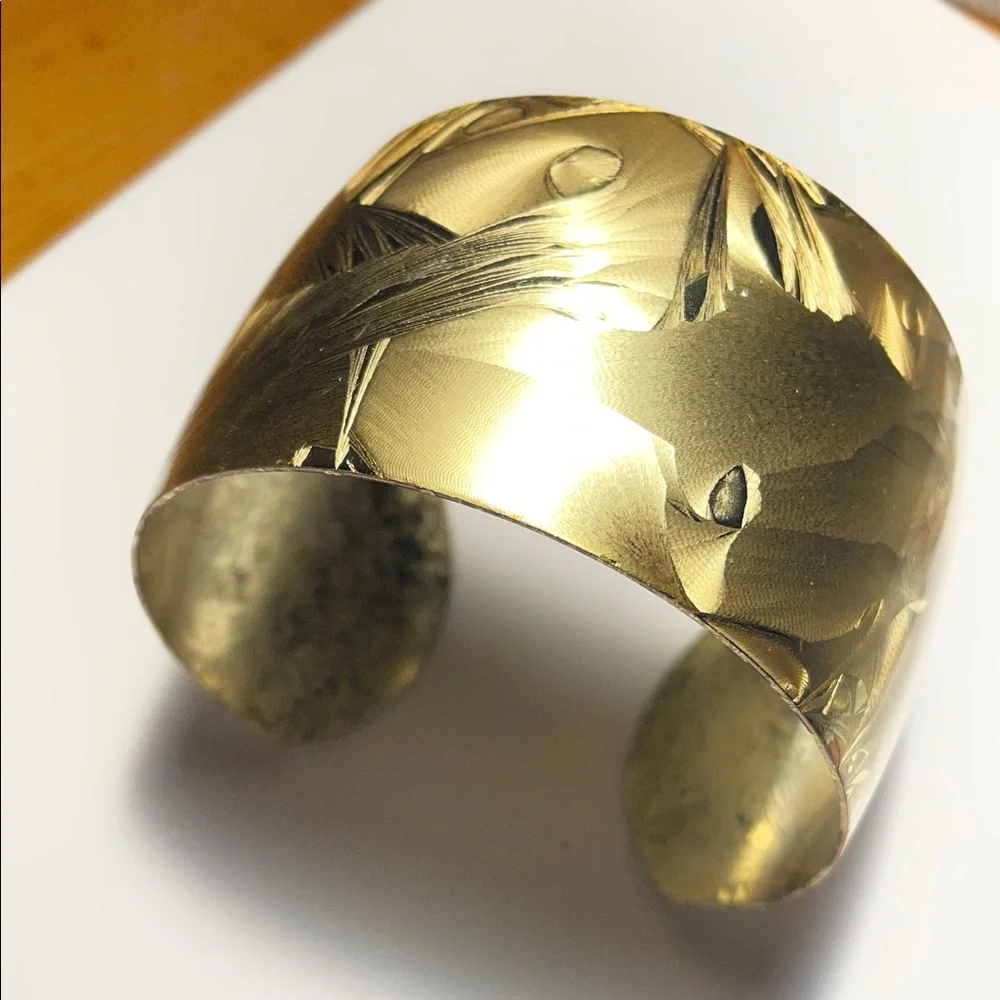 Gold Wide Cuff Wearable Bracelet - Unbranded